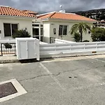 Apartment 2 Bed Mountains And Costal Views With Pool
