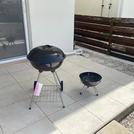 2 Bed Mountains And Costal Views With Pool Lägenhet Paphos