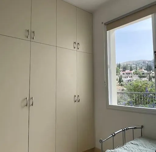 2 Bed Mountains And Costal Views With Pool * Paphos