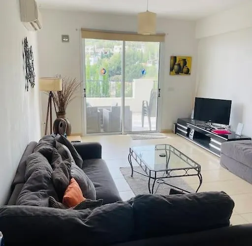 2 Bed Mountains And Costal Views With Pool * Paphos