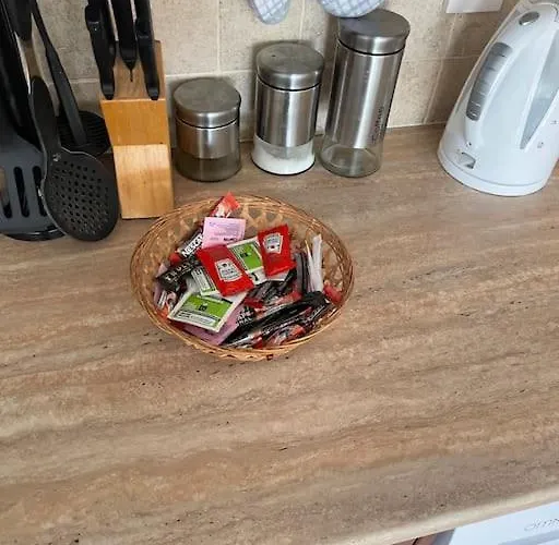 Διαμέρισμα 2 Bed Mountains And Costal Views With Pool