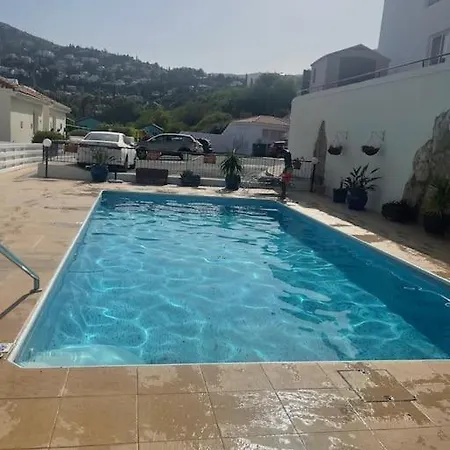 2 Bed Mountains And Costal Views With Pool Apartment Paphos