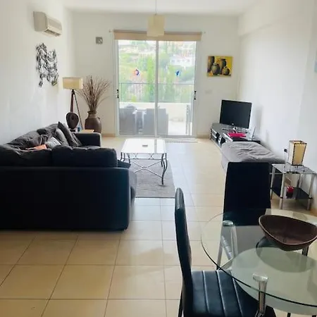 2 Bed Mountains And Costal Views With Pool Apartment Paphos