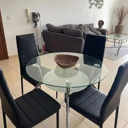 2 Bed Mountains And Costal Views With Pool Apartment Paphos